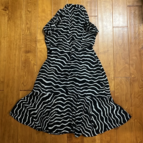 Who What Wear Black & White Halter Midi Dress Size S Whimsigoth Grunge 90’s - Picture 9 of 14
